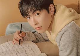 EZ 2025 Season's Greetings Mini Poster Set Scans My captain 💚🫶🏽  #HONGJOONG