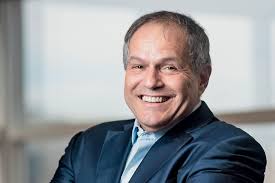 Relação de CEOs com diferentes públicos deve ser clara e transparente