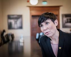 Mars 1965 i båtsfjord i finnmark) er en norsk politiker og norges forsvarsminister siden 20. Utenriksminister Ine Eriksen Soreide Bekymret For Minoriteter Under Press Vart Land