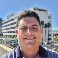 Molly Laughlin's Instagram, Twitter & Facebook