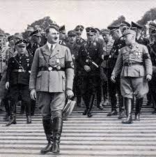 Seething with anger at germany's defeat, hitler. Das Attentat Auf Adolf Hitler Geolino