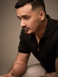 Shakira Dance Moves That Drive Men Crazy