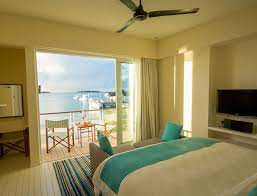 Tripadvisor gives a travelers' choice award to accommodations, attractions and restaurants that consistently earn great. Holiday Inn Resort Kandooma Maldives Official Site Maldives Resort
