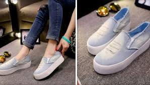 Itu sahaja yang admin boleh share, semoga bermanfaat untuk. Denim Slip On Sneakers 57 Foto Apa Yang Perlu Dipakai Dengan Model Wanita Dengan Rhinestones Pada Tapak Kaki Tebal Dan Tali Kasut Denim