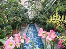 The giordano botanical gardens in gotham city has been overrun by poison ivy 's minions. United States Botanic Garden Washington Dc