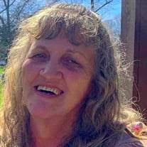 Margaret Nott's Instagram, Twitter & Facebook