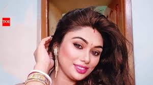 Aspiring model-actress in Kolkata arrested in connection with porn racket |  Bengali Movie News - The Times of India