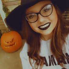 Kati Johnson, Cosmetologist