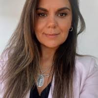 90+ perfiles de «Narda»