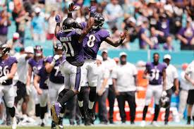 While i don't agree with drafting one in round 12, having a solid defense can move the needle in your favor. Here S What We Learned In N F L Week 1 The New York Times