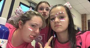 Dianna Morse's Instagram, Twitter & Facebook