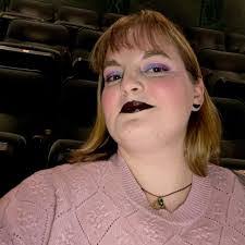 Amy Deppe's Instagram, Twitter & Facebook