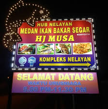 Kelihatan restoran ini seperti membuatkan pelanggan tertarik untuk mencuba makanan di sini. Medan Ikan Bakar Haji Musa Kompleks Nelayan Trang Chá»§ Facebook