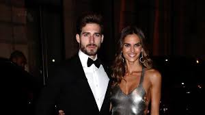 (jahrgang 1992) und seine ex bruna marquezine. Kevin Trapp Und Freundin Izabel Goulart Knutschen Bei Neymar Party