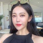 Pansy Haynes's Instagram, Twitter & Facebook