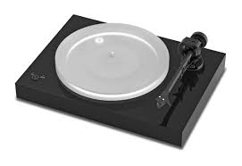 No matter your musical preference it will sound great that is for sure. Pro Ject X2 Turntable With Ortofon Pick It 2m Silver Cartridge Buy At Hifisound De