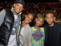 Jaden and willow smith performed in front of a packed house while their parents looked on and swayed to the music. Willow Smith Says She And Jaden Smith Felt Shunned By The Black Community For Being Too Different Business Insider