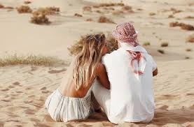 Milan'da forma giyen portekizli golcü andre silva, yaklaşık 1 yıldır sara rodrigues ile birliktelik yaşıyor. Ele Nas Quatro Linhas E Ela Nas Redes Sociais Conheca A Namorada Do Internacional Andre Silva