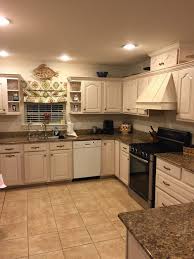 Cream city cabinets is a wholesale distributor in waukesha, wi of top quality hardwood kitchen cabinets, bathroom cabinets, prefabricated granite and laminate countertops. Gray With Cream Cabinets