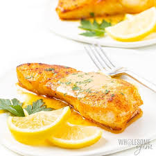 This Pan Seared Halibut Recipe With Lemon Butter Sauce Takes Just 20 Minutes Which You D Never Gu In 2020 Halibut Recipes Pan Seared Halibut Recipes Haddock Recipes