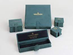 Check spelling or type a new query. What Are The Packaging Materials For The Jewelry Box