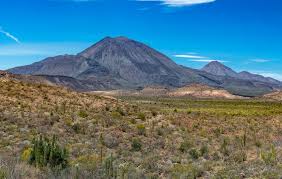 A volcano is a geographic feature that often resembles a mountain, though the two are not the same. 12 Most Amazing Volcanoes In Mexico With Map Photos Touropia