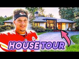 Though patrick mahomes played through a toe injury, he said he can't say the toe was a problem when i played two weeks ago and i played well on it. 10 Things You Didn T Know About Patrick Mahomes Youtube