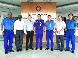 Jabatan pertahanan awam malaysia dan kementerian pelajaran malaysia dalam menyiap dan menerbitkan buku x : Pegawai Kehormat Bersekutu Angkatan Pertahanan Awam Selangor Home Facebook