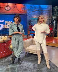 A pressão no ar à helena coelho! A Helena Coelho Ja Ca Esta Rtp 5 Para A Meia Noite Facebook