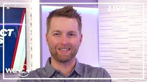 nascar driver winning daytona 500s and cup races