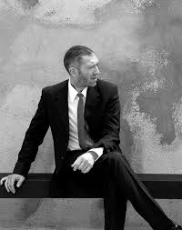 images?q=tbn:ANd9GcTugJM1TBE3c41nwibp8Kz