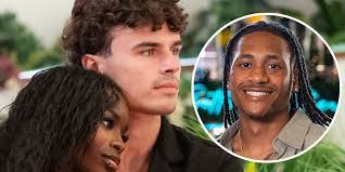 Stacy Helton's Instagram, Twitter & Facebook