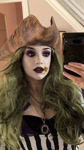 What a wonderful day! I just wanted to say thank you to everyone who was  kind about my outfit today! I was slightly overwhelmed by all the lovely  comments and interactions I