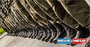 Von vulgären handlungen war die rede. Soldaten Feierten Abschlussfeier Neue Vorarlberger Tageszeitung