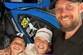 Jonathon Webb (@jonathonwebb22) • Instagram photos and videos