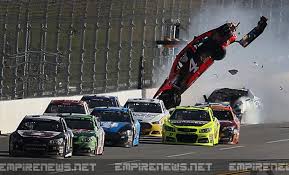 Drivers in history had to tow their cars while also having to sleep in seedy motels. Nascar Driver Falls Asleep At Wheel 22 Injured Empire News