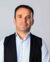 Skender Gashi's Instagram, Twitter & Facebook