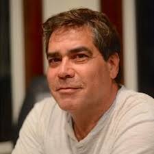 Derek Bencomo's Instagram, Twitter & Facebook