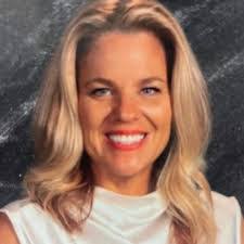 Anna Petras's Instagram, Twitter & Facebook