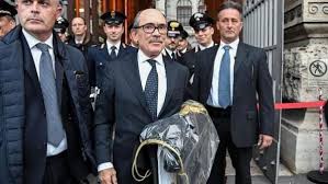 Federico cafiero de raho, procuratore della direzione antimafia di napoli, è il segugio dei boss camorristi coordinando con professionalità e successi indiscutibili il pool di magistrati contro la camorra e casalesi. Coronavirus Cafiero De Raho Rischio Infiltrazioni Dei Clan Tracciare I Fondi Alle Imprese