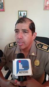 🚨 #EnVivo Comisario de Alto Misti niega desaparición de moto vinculada a  sicariat0 y asegura que fue llevado a un mecánico., Fuentes de Inspectoria  señalan que es irregular., 👉 Declara el comisario de ...