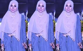 Baju gamis ibu hamil terbaru model baju terbaru 2019. Puput Melati Desain Baju Muslim Untuk Mudahkan Ibu Menyusui Tribunnews Com Mobile