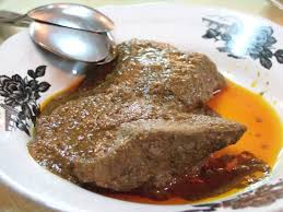 Selain itu, soto ini juga disajikan bersama dengan soun dan irisan tomat. 18 Makanan Khas Padang Populer Terlezat Tokopedia Blog