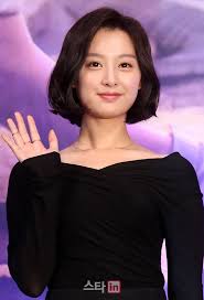 11 Gorgeous Korean Actresses That Rocks With Short Hair Ilovekstars Short Hair Styles Korean Beauty Hairstyle