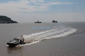 How to download borneo post online for pc or mac: Four Men Found Adrift On Nipah Trees After Being Lost At Sea For Some 20 Hours Video