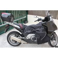 Tablier Bagster Boomerang Honda 750 Integra En bon état, pas vraiment éraflée / déchirée pas vieillot quoi (ça ferait tache sur un runner neuf). tablier bagster boomerang honda 750 integra 2014 2019