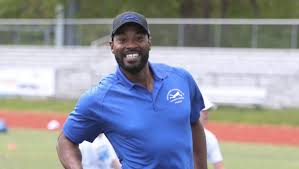 The couple currently resides in atlanta. Ex Detroit Lions Wr Calvin Johnson Making Mega Impact In Retirement