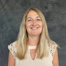 Chrissy Carr's Instagram, Twitter & Facebook