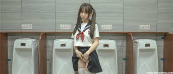 Cosplay][8K]六味帝皇酱- 厕所JK Restroom JK [NSFW] - 8k Cosplay Zone