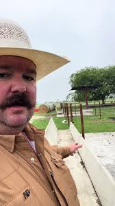 What would you do to finish around the feedlot bunks? #Feedlot #Cattle  #Ranch #KeepRanchin